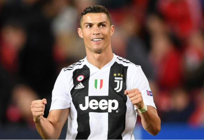 李璇：三镇开出国内球员顶薪与邓涵文续约，但没能续约成功