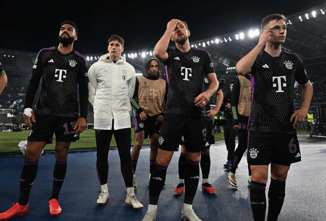 图片报：多特坚决拒绝重新签回桑乔，认为其已经找不回状态