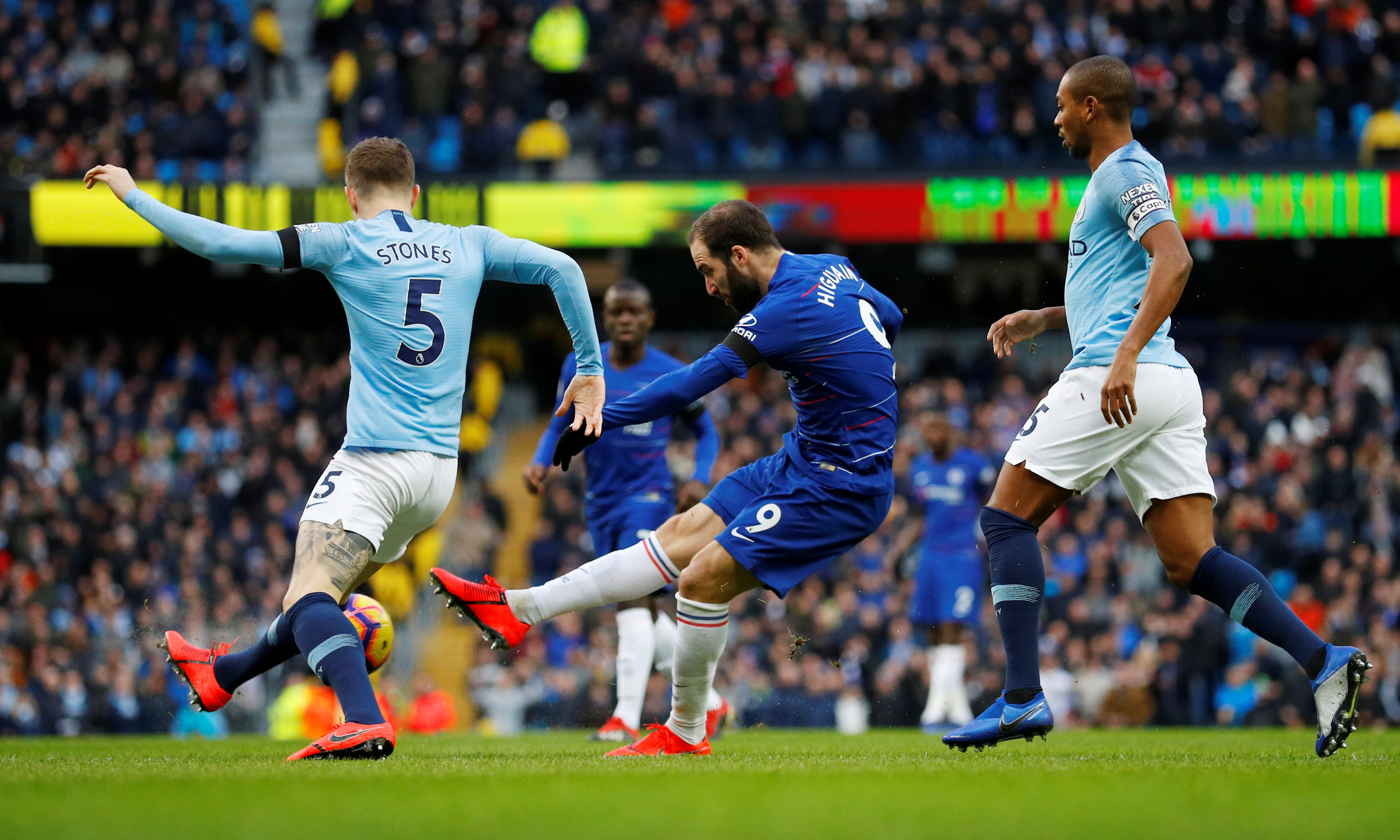 武汉车谷江大女足亚冠前2轮1胜1平，提前锁定8强名额（武汉车谷江大女足前两轮1胜1平，提前晋级亚冠八强）