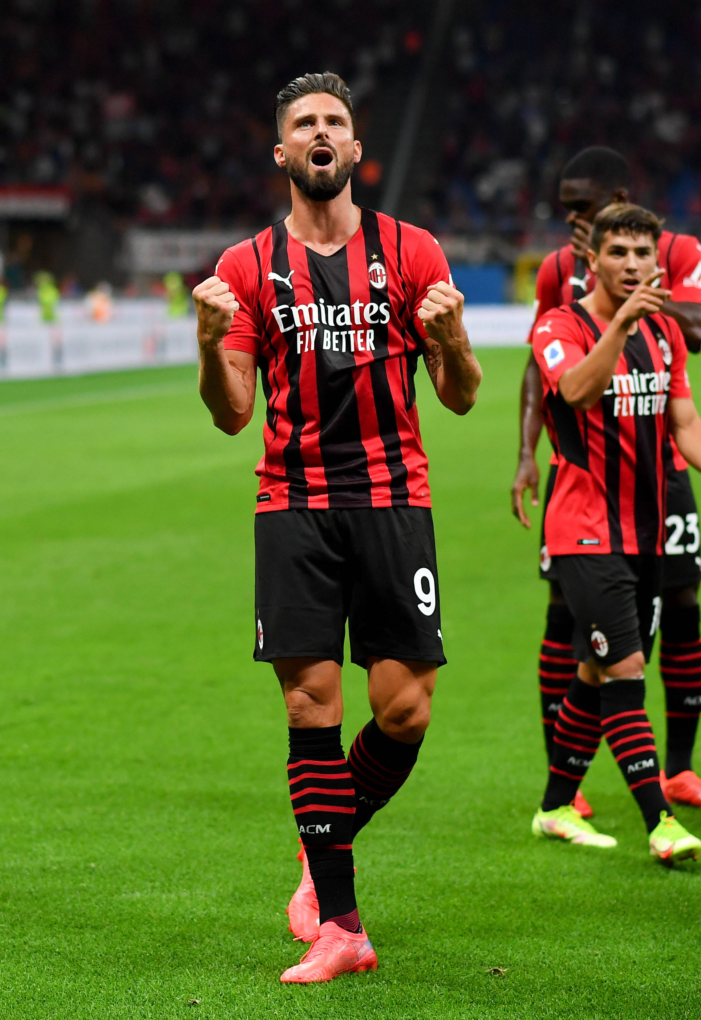 B费成为英超历史上第五位连续5个客场送出助攻的球员