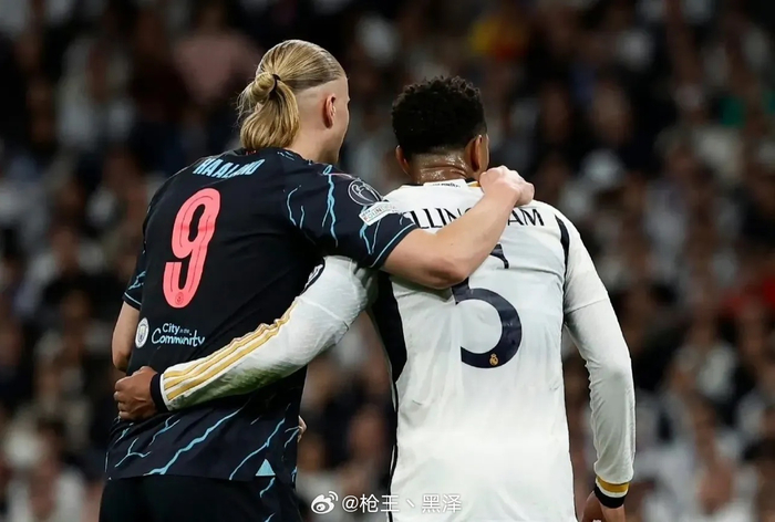 上海申花迎建队32周年纪念日，俱乐部官方发布庆贺海报（上海申花建队32周年，官方发布纪念海报）