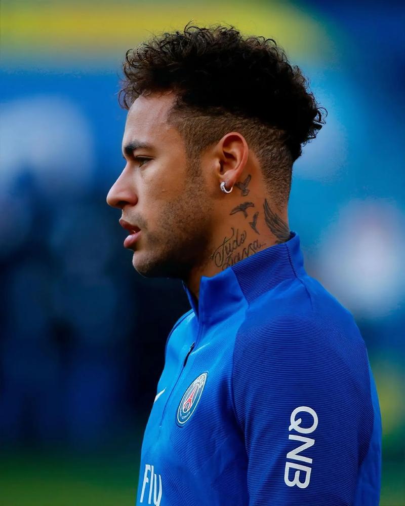 剑南春｜尤文2-1逆转卡利亚里，伊尔迪兹双响，弗拉霍维奇伤退