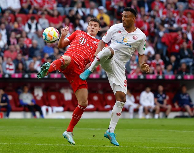 王大雷：九哥回来后带队打出了泰山精神，瓦科没拿金靴可惜