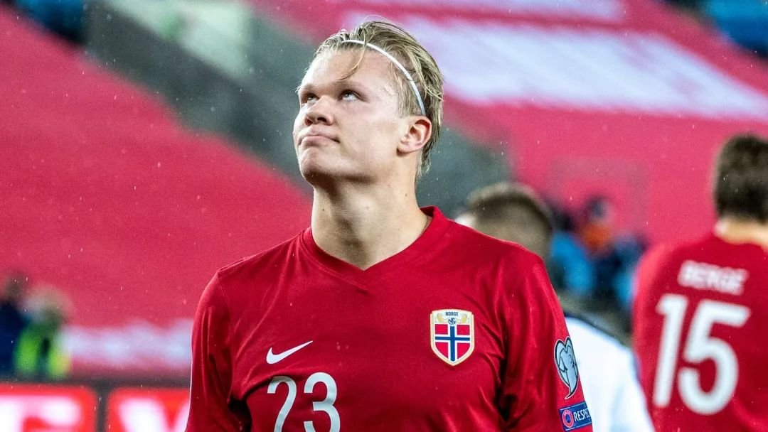 执教过多支德甲球队，记者：拉巴迪亚曾进入国足选帅最终阶段（曾执教多支德甲队，记者称拉巴迪亚一度跻身国足选帅最终环节）