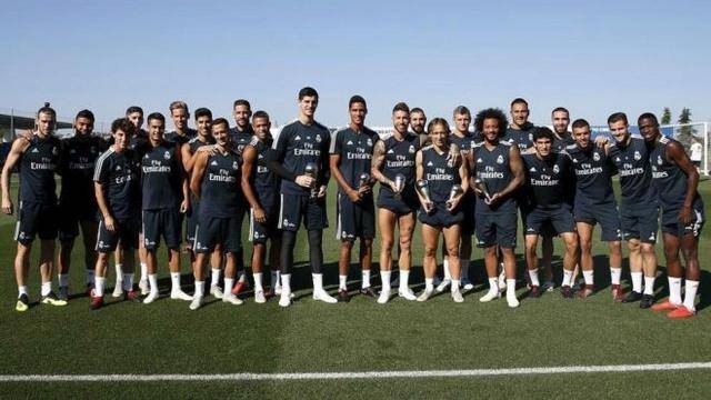 NBA半场：字母哥19分8篮板，雄鹿56-53领先步行者