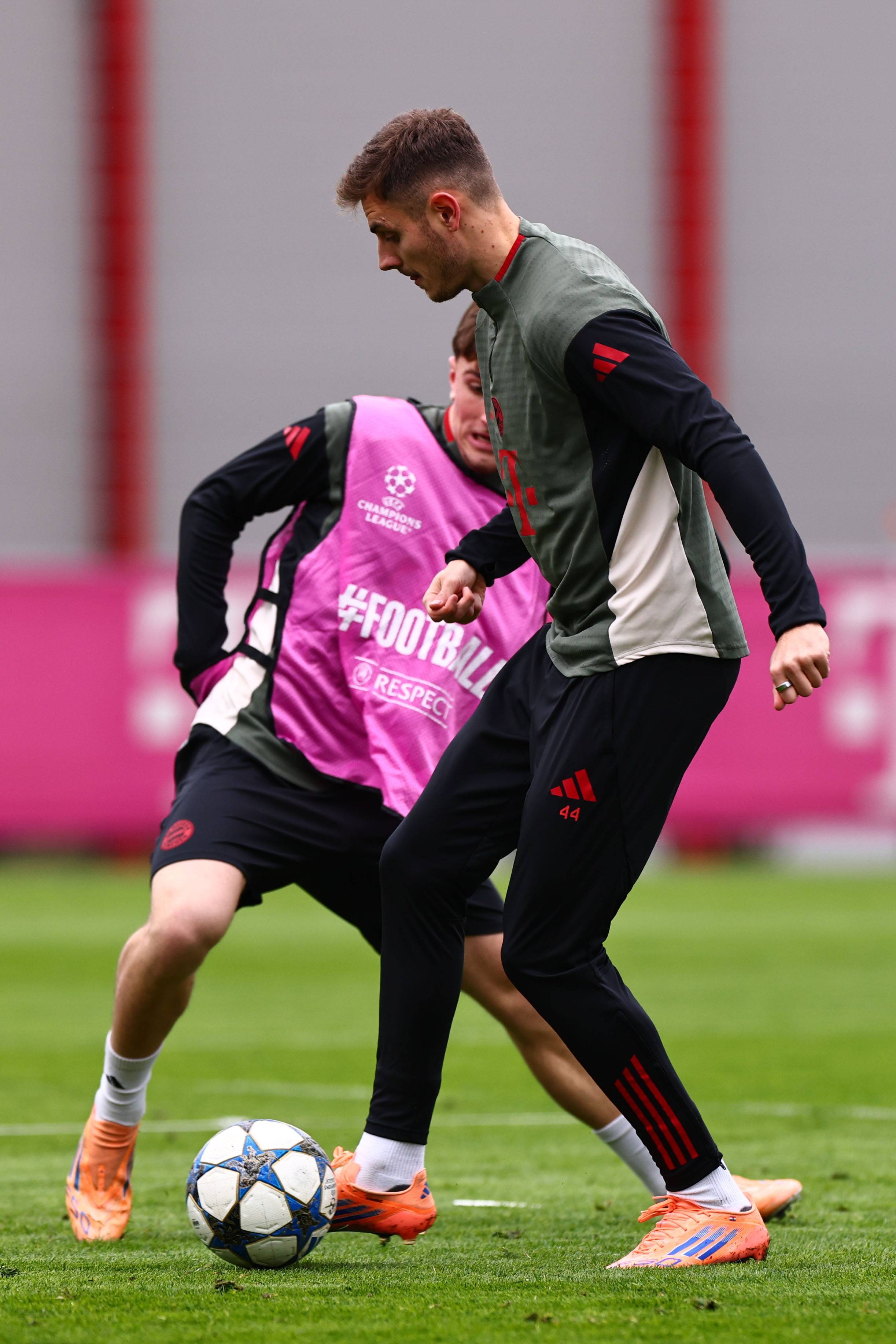 纳帅：我为球队感到骄傲，基米希对我们来说非常宝贵（纳帅：我为全队自豪，基米希对我们意义重大）