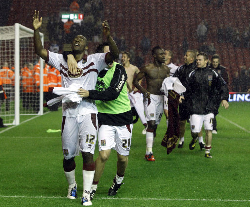 阿莫林：不会说借鉴了哪支球队的定位球战术，我们是博采众长