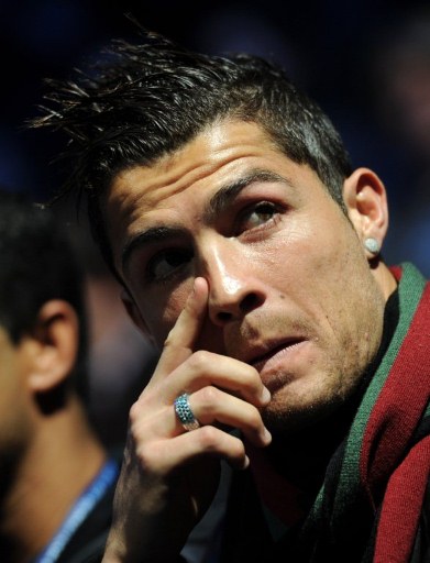 杜篮特篮下强打稳定胜局