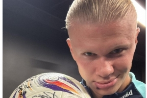 阿尔瓦雷斯连续5场西甲0球0助，近9场联赛仅打入1球